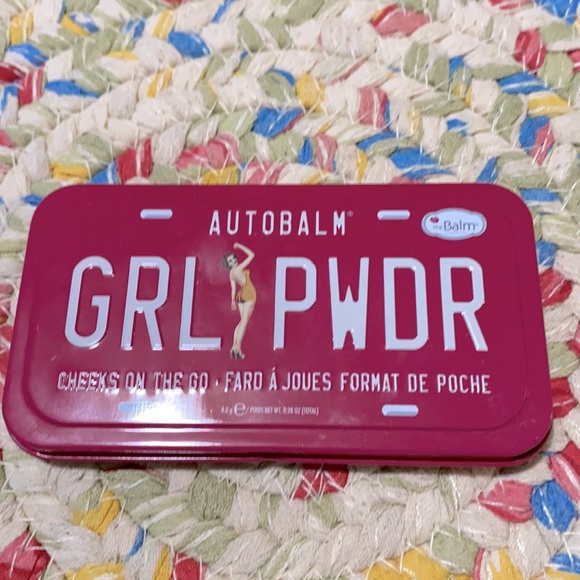 AUTOBALM GRL PWDER, Cheeks on the go
